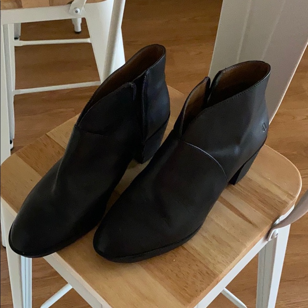 No slip black booties